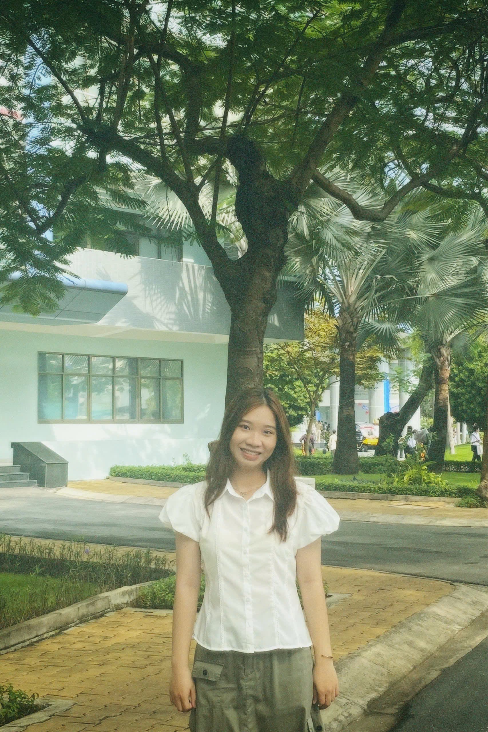 A portrait-style travel memory from Vietnam